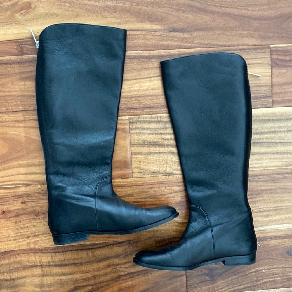 Black Stuart Weitzman zip up leather boots